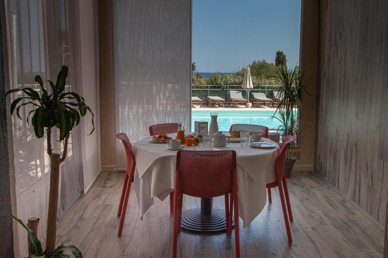 Orizonte Hotel Cervione Exterior photo